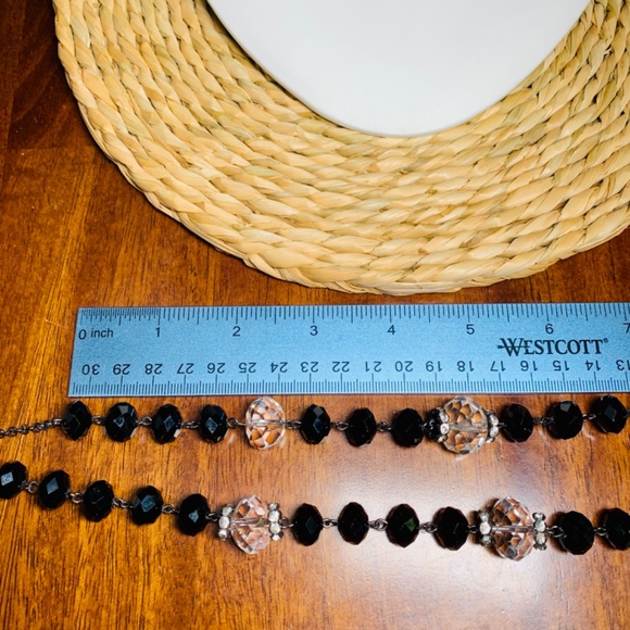 Spectacular Vintage Crown Trifari Faceted Black & Clear Beaded Necklace. - Picture 8 of 11